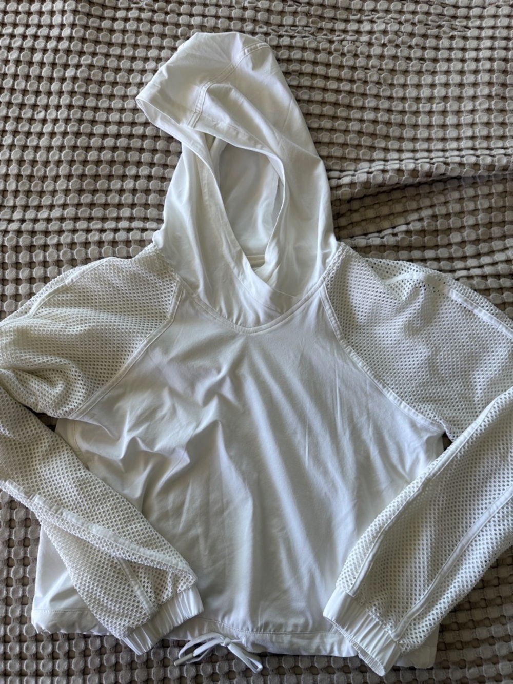 lululemon athletica White Hooded Mesh-Sleeve Pullover